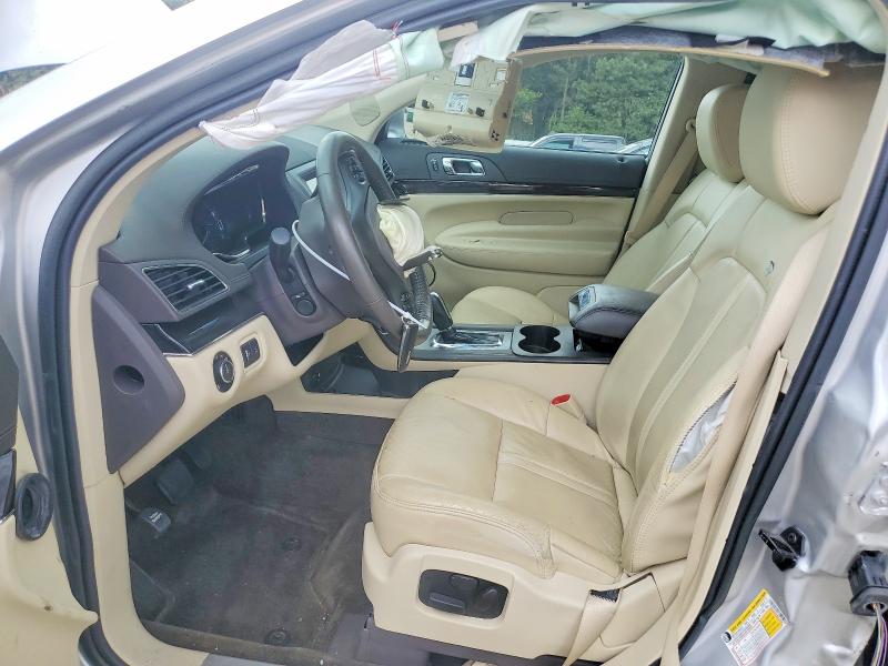 Photo 7 from auction – 2017 LINCOLN MKT with VIN 2LMHJ5FK4HBL00589