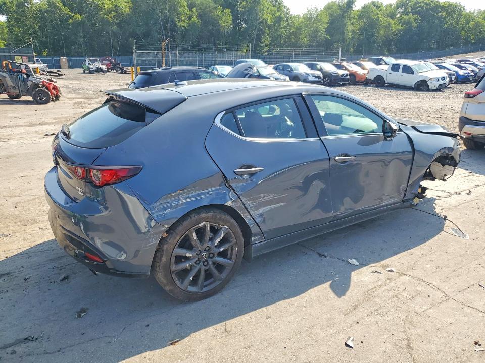 Photo 3 from auction – 2024 MAZDA 3 with VIN JM1BPBNY7R1702418