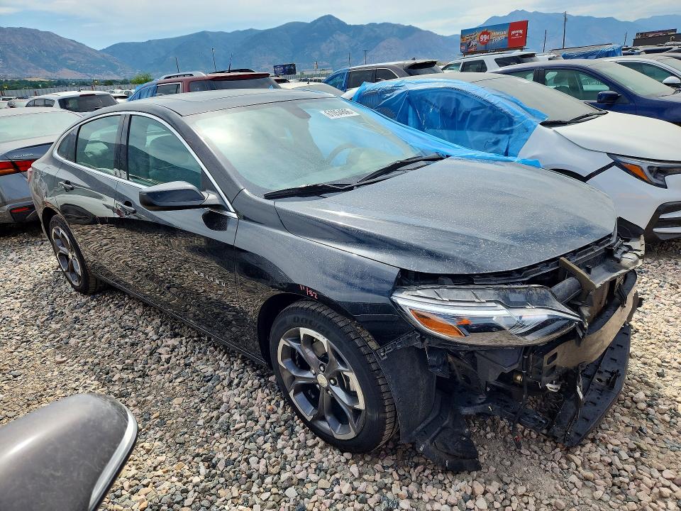 Photo 4 from auction – 2022 CHEVROLET MALIBU with VIN 1G1ZD5ST6NF133827