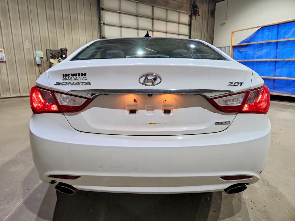 Photo 6 from auction – 2013 HYUNDAI SONATA with VIN 5NPEC4AB4DH615745