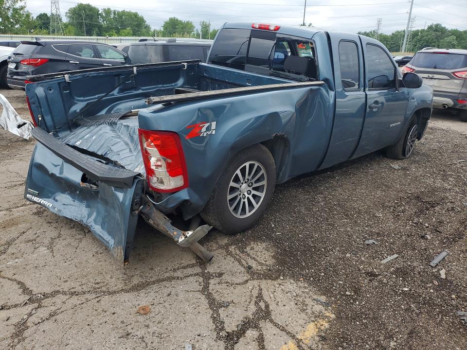 Photo 3 from auction – 2011 GMC SIERRA with VIN 1GTR2VE36BZ296593