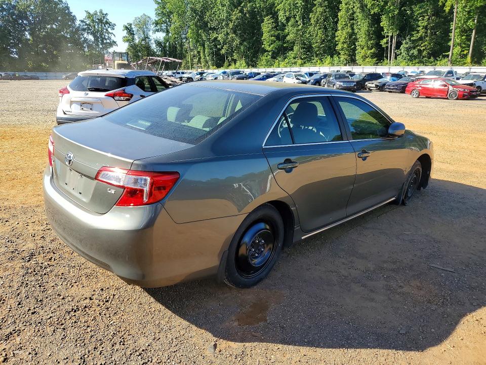Photo 3 from auction – 2012 TOYOTA CAMRY with VIN 4T1BF1FK4CU605380