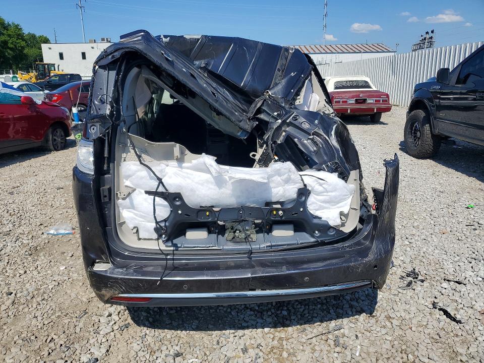 Photo 6 from auction – 2017 CHRYSLER PACIFICA with VIN 2C4RC1BG9HR762453