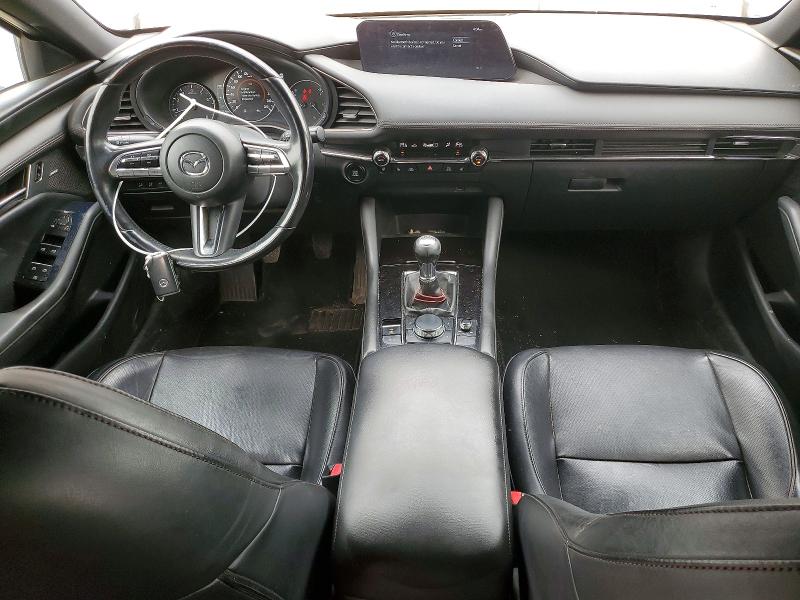 Photo 8 from auction – 2019 MAZDA 3 with VIN JM1BPAMMXK1146099