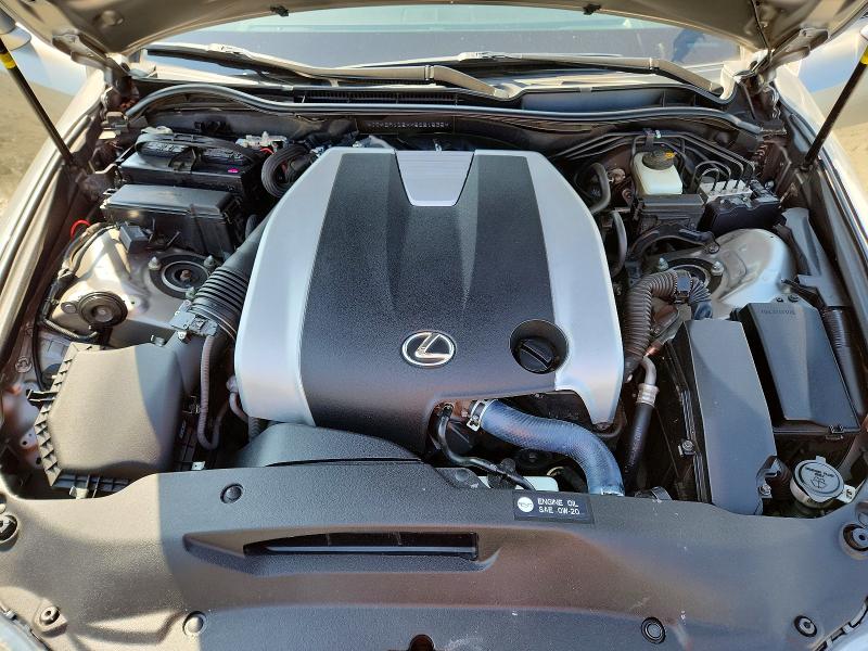 Photo 11 from auction – 2017 LEXUS IS with VIN JTHCM1D2XH5021535