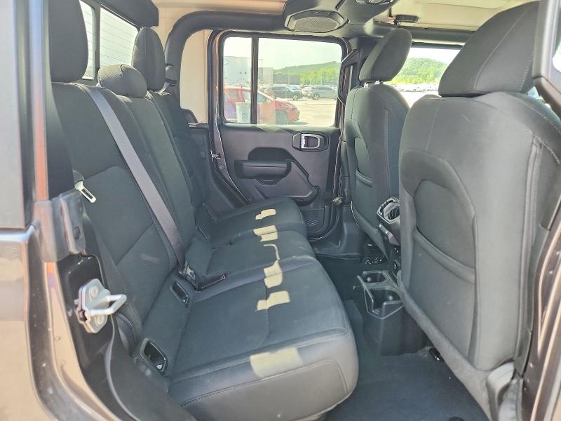 Photo 10 from auction – 2022 JEEP GLADIATOR with VIN 1C6HJTAG4NL135525