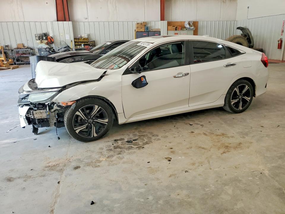 Photo 1 from auction – 2017 HONDA CIVIC with VIN 19XFC1F99HE031523