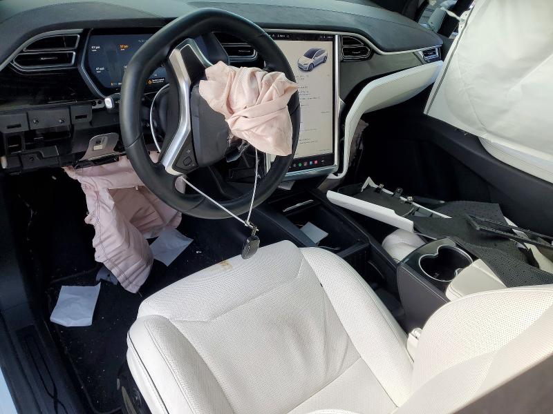 Photo 8 from auction – 2016 TESLA MODEL X with VIN 5YJXCBE28GF015286
