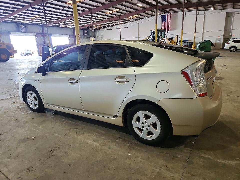 Photo 2 from auction – 2011 TOYOTA PRIUS with VIN JTDKN3DU3B0256693