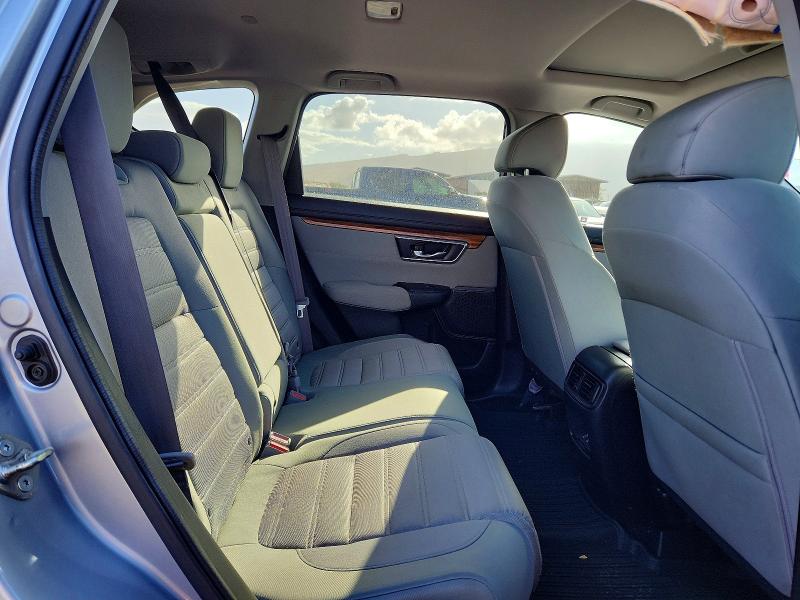 Photo 11 from auction – 2018 HONDA CR-V with VIN 7FARW1H55JE039749
