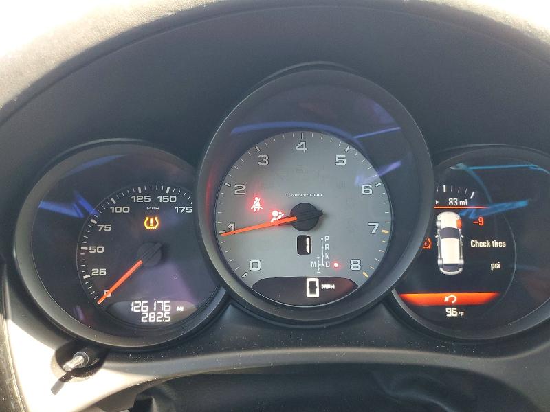 Photo 9 from auction – 2015 PORSCHE MACAN with VIN WP1AB2A54FLB43530