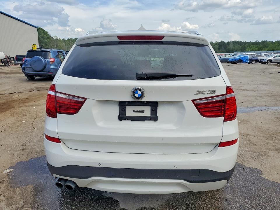 Photo 6 from auction – 2017 BMW X3 with VIN 5UXWZ7C33H0V92020
