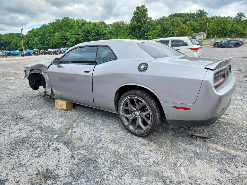 Photo 2 from auction – 2017 DODGE CHALLENGER with VIN 2C3CDZBT6HH622644