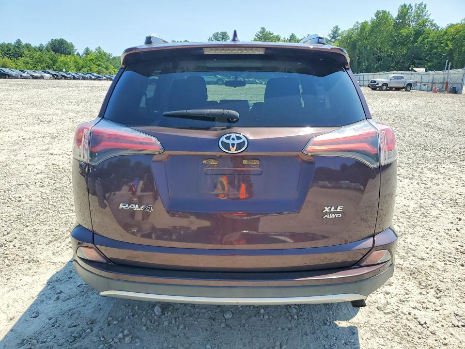 Фото 6 с аукциона – 2016 TOYOTA RAV4 с VIN 2T3RFREV7GW461703