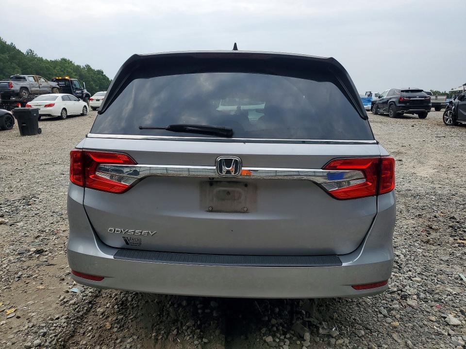 Photo 6 from auction – 2018 HONDA ODYSSEY with VIN 5FNRL6H79JB062969