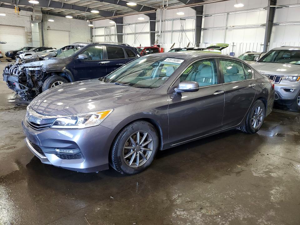 Photo 1 from auction – 2016 HONDA ACCORD with VIN 1HGCR2F92GA069587