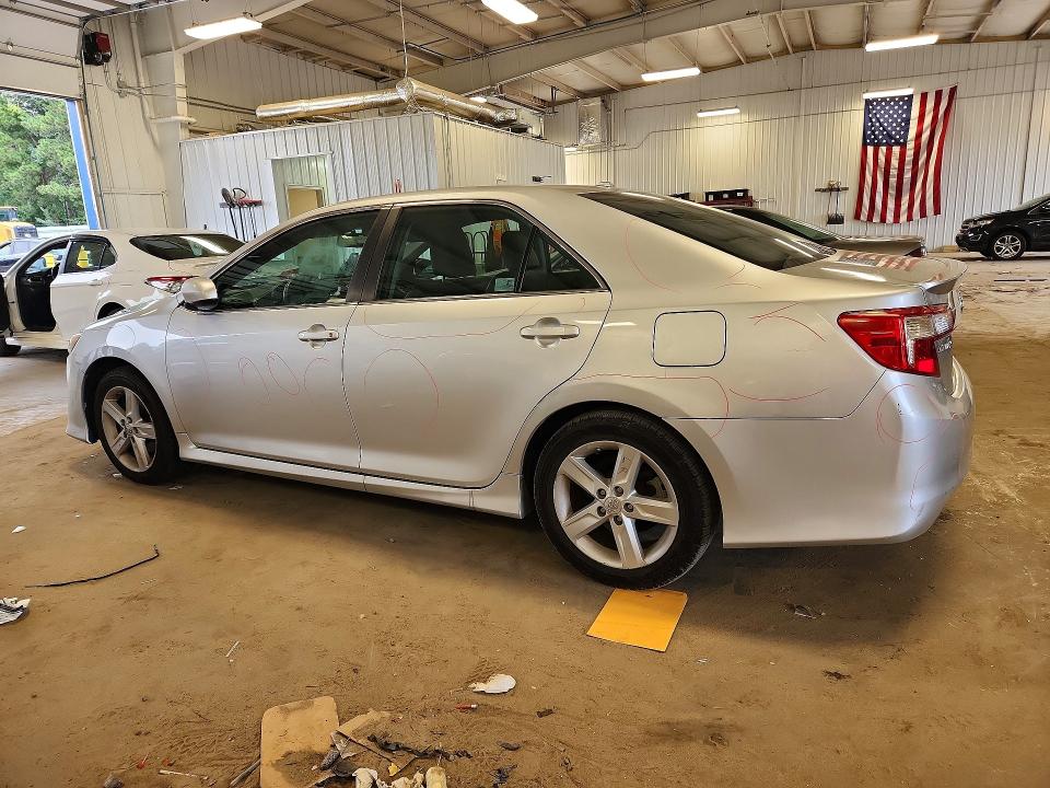 Photo 2 from auction – 2013 TOYOTA CAMRY with VIN 4T1BF1FK3DU686664
