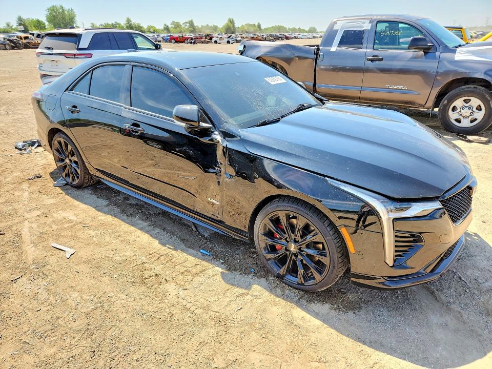 Photo 4 from auction – 2021 CADILLAC CT4-V with VIN 1G6DH5RL9M0144112