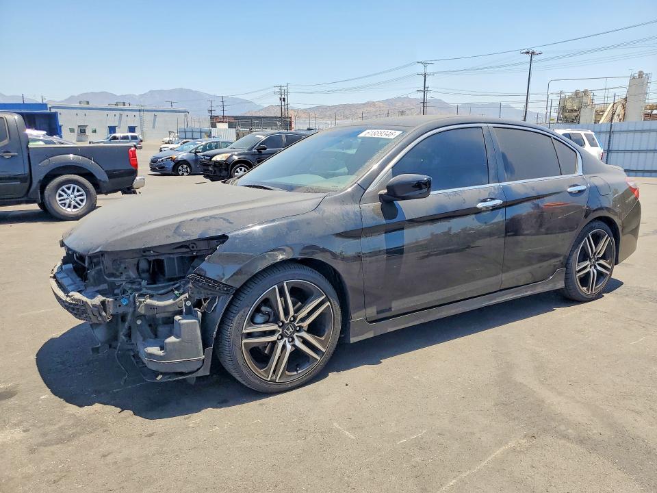 HONDA ACCORD 2017 with VIN 1HGCR2F54HA055463 - Photo from auction