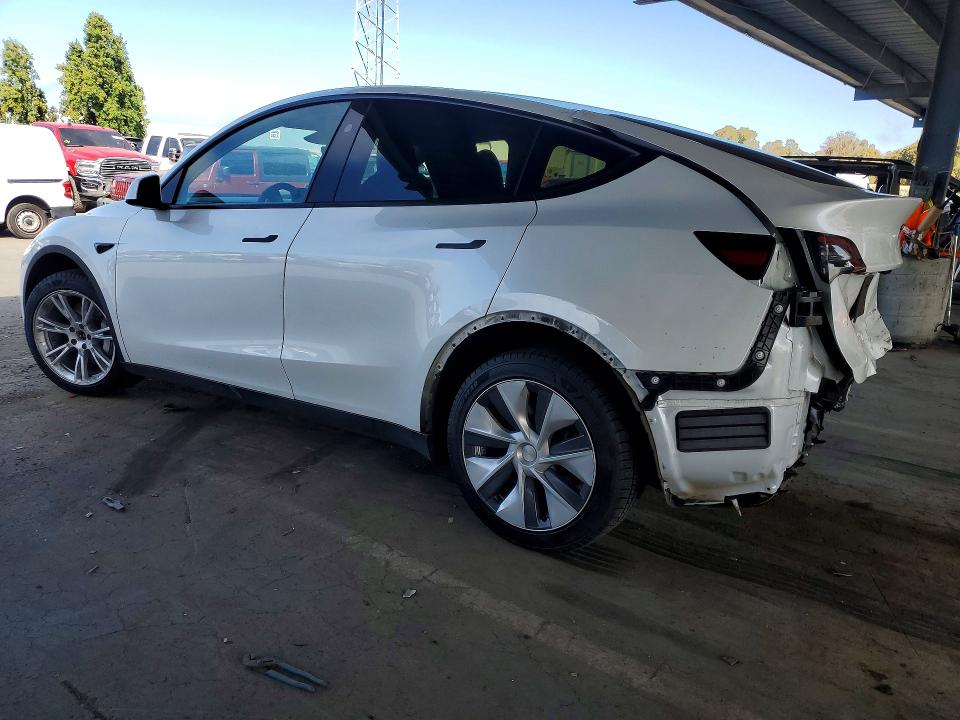Photo 2 from auction – 2023 TESLA MODEL Y with VIN 7SAYGDEE8PA139198