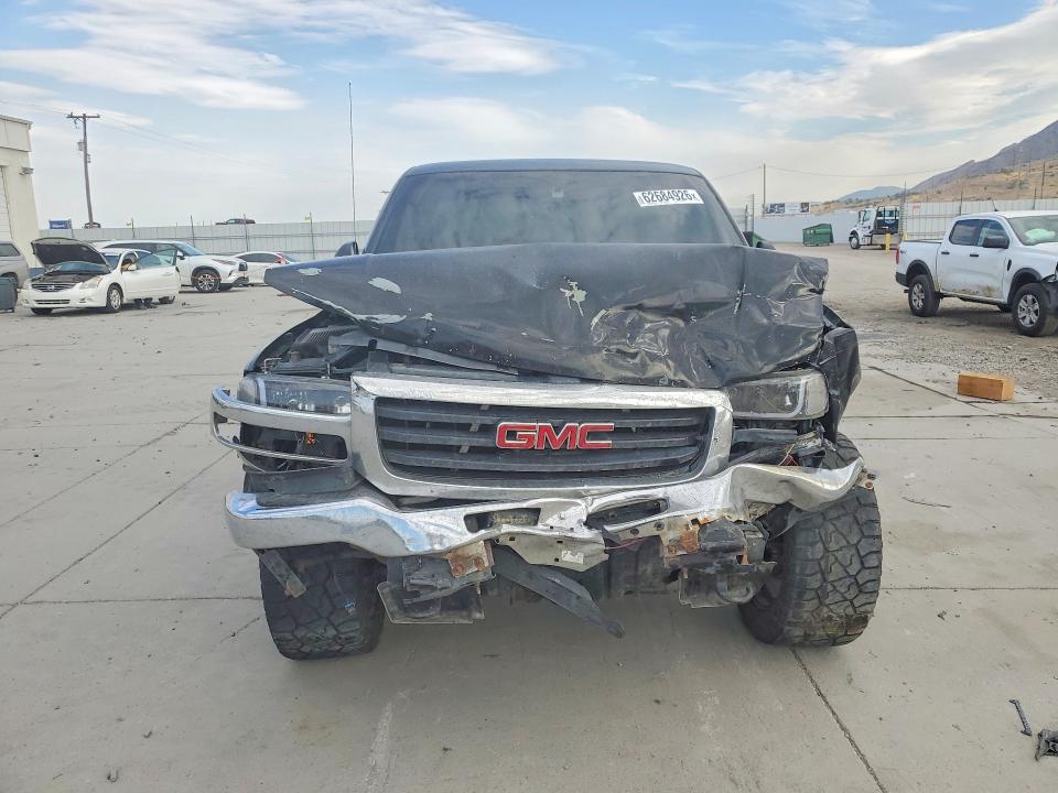 Photo 5 from auction – 2006 GMC NEW SIERRA with VIN 2GTEK19B461119323