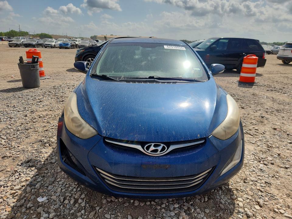 Photo 5 from auction – 2014 HYUNDAI ELANTRA with VIN KMHDH4AE8EU137050