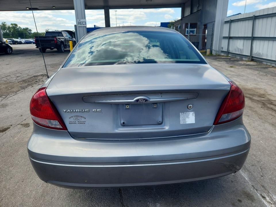 Photo 6 from auction – 2006 FORD TAURUS with VIN 1FAFP53U56A128454