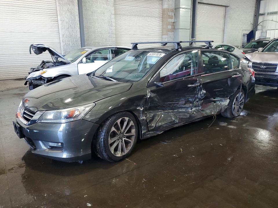 HONDA ACCORD 2014 with VIN 1HGCR2F58EA033011 - Photo from auction
