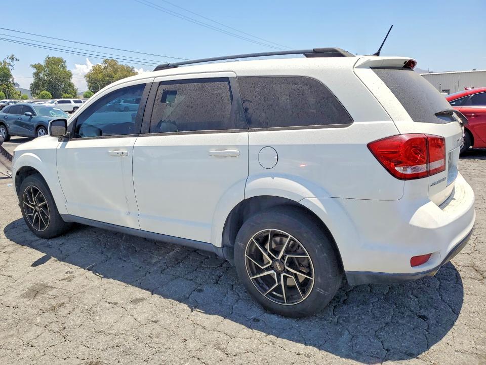 Photo 2 from auction – 2015 DODGE JOURNEY with VIN 3C4PDCBG4FT742220