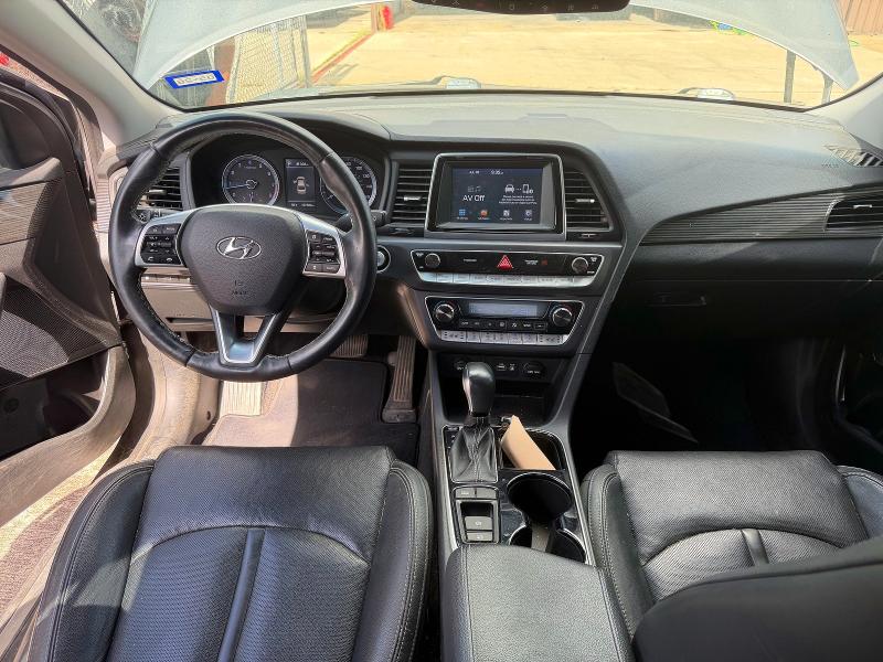 Photo 9 from auction – 2019 HYUNDAI SONATA with VIN 5NPE34AF8KH762375