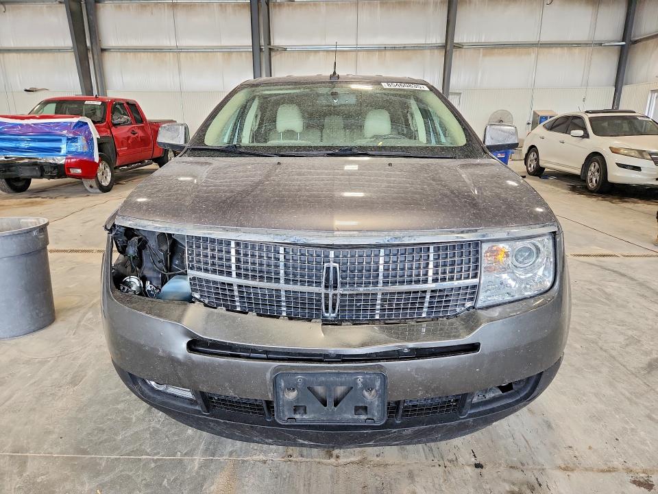 Photo 5 from auction – 2010 LINCOLN MKX with VIN 2LMDJ8JC0ABJ29247