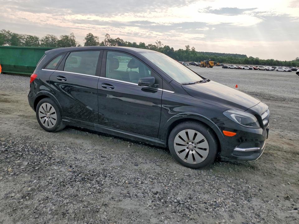 Photo 4 from auction – 2014 MERCEDES-BENZ B with VIN WDDVP9AB2EJ003477