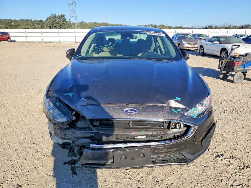 Photo 5 from auction – 2019 FORD FUSION with VIN 3FA6P0HD9KR238614