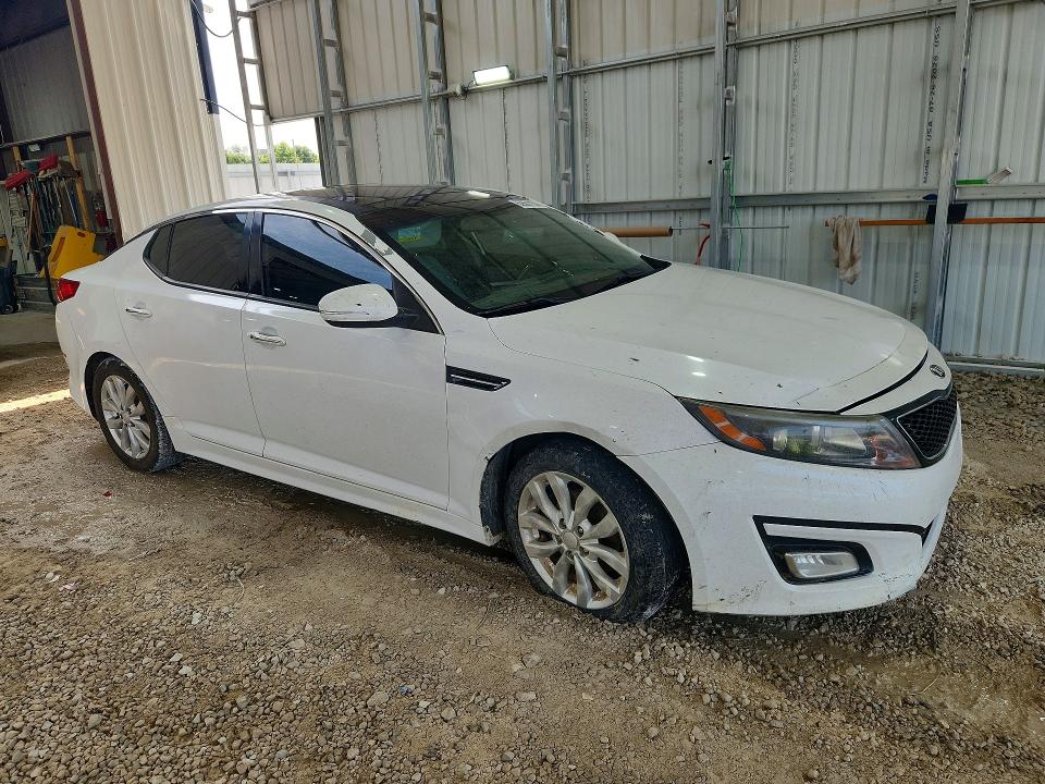 Photo 4 from auction – 2015 KIA OPTIMA with VIN 5XXGN4A70FG361187