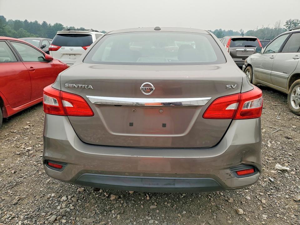 Photo 6 from auction – 2017 NISSAN SENTRA with VIN 3N1AB7APXHL637837