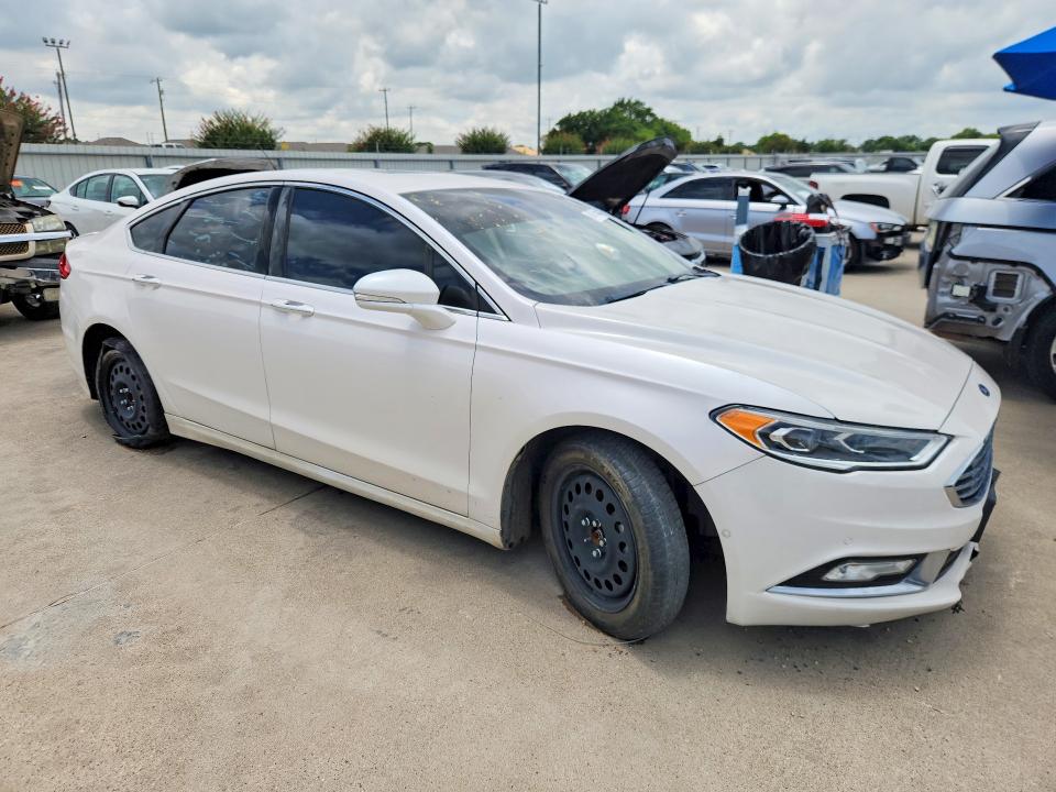 Photo 4 from auction – 2017 FORD FUSION with VIN 3FA6P0K91HR266775