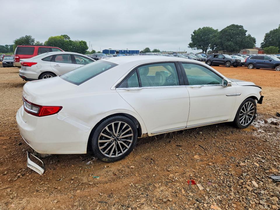 Photo 3 from auction – 2017 LINCOLN CONTINENTAL with VIN 1LN6L9SK6H5617420
