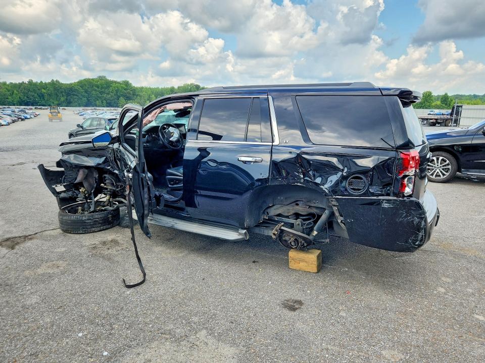 Photo 2 from auction – 2015 CHEVROLET TAHOE with VIN 1GNSKBKC9FR192309