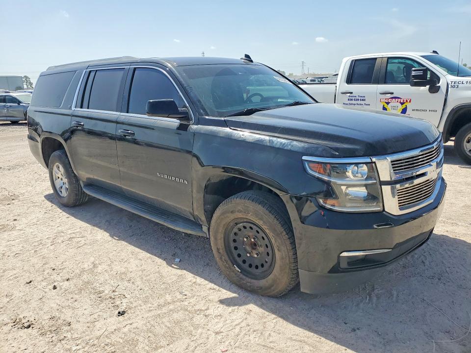 Photo 4 from auction – 2017 CHEVROLET SUBURBAN with VIN 1GNSCHKC4HR151198