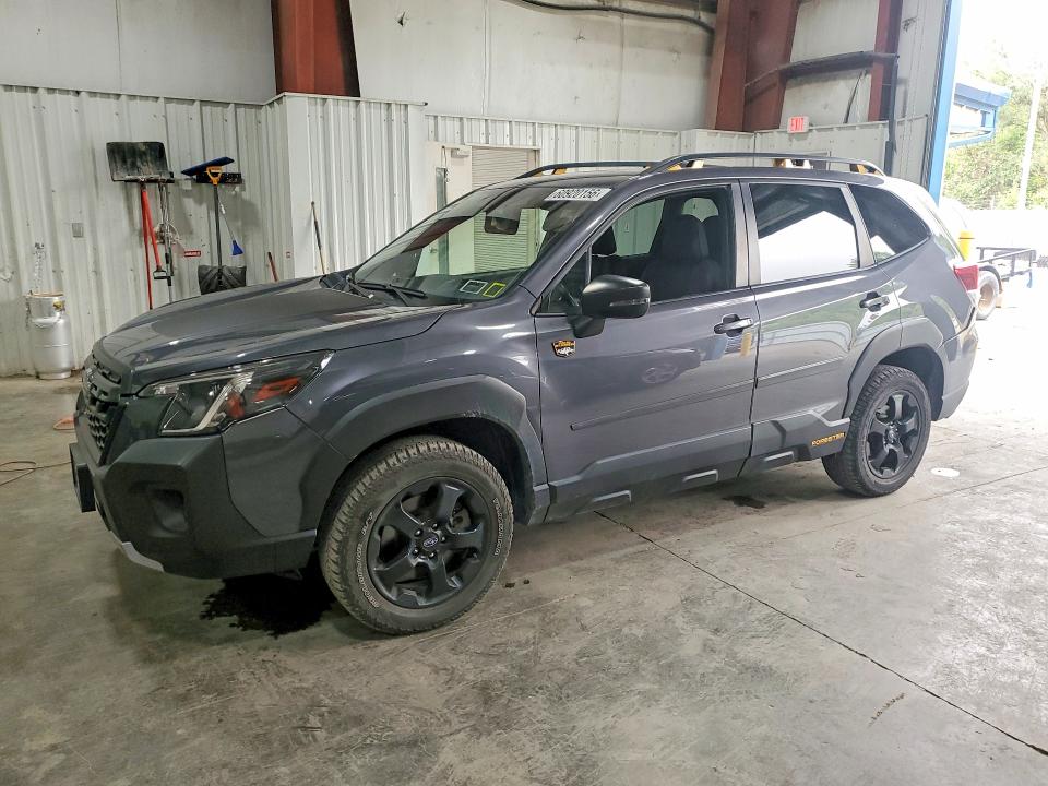 SUBARU FORESTER 2022 with VIN JF2SKAMC2NH476886 - Photo from auction