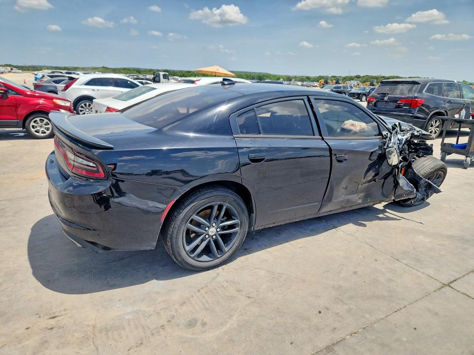 Zdjęcie 3 z aukcji – 2017 DODGE CHARGER z VIN 2C3CDXJG7HH630616