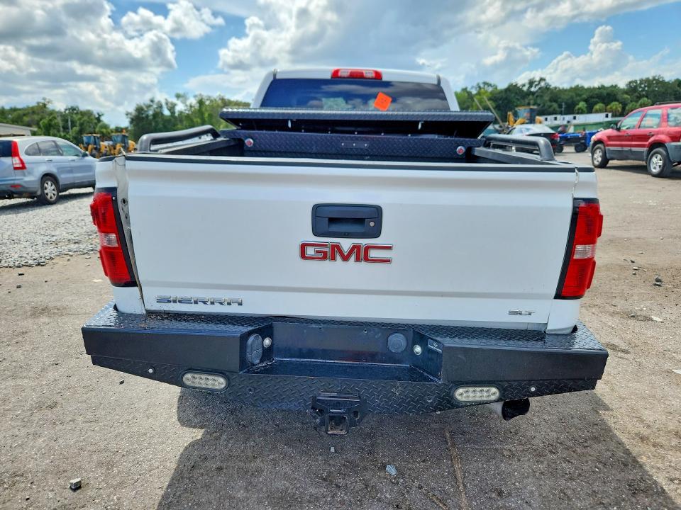 Photo 6 from auction – 2018 GMC SIERRA with VIN 1GT12TEY4JF135964