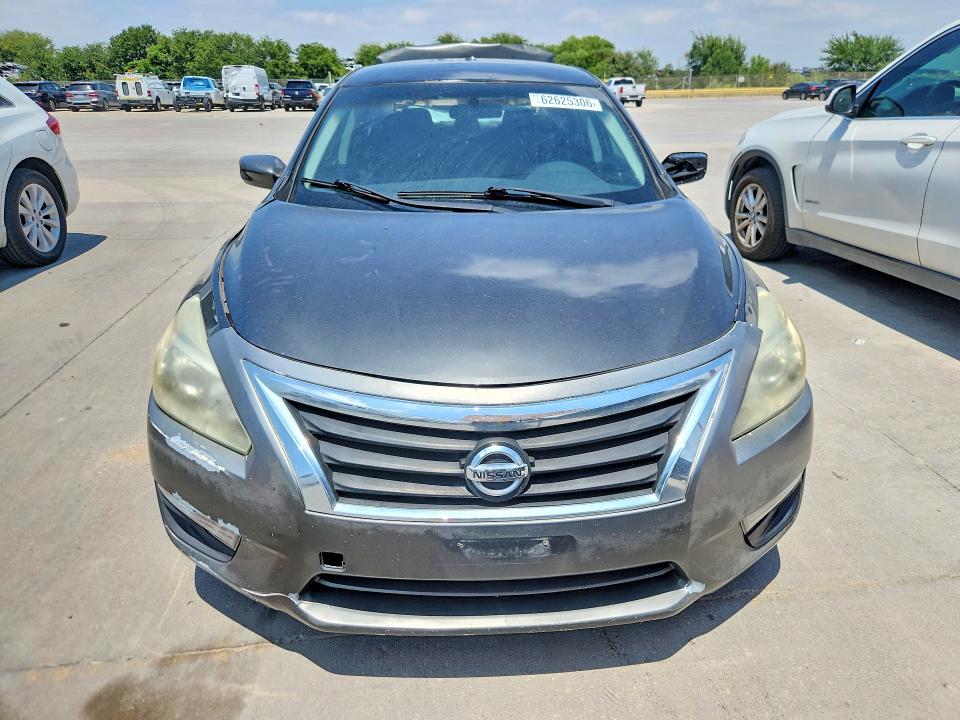 Photo 5 from auction – 2015 NISSAN ALTIMA with VIN 1N4AL3AP9FN385021