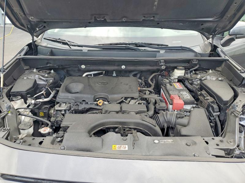 Photo 12 from auction – 2021 TOYOTA RAV4 with VIN 2T3W1RFV3MC163520