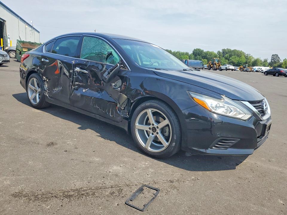 Photo 4 from auction – 2017 NISSAN ALTIMA with VIN 1N4AL3AP6HC295517