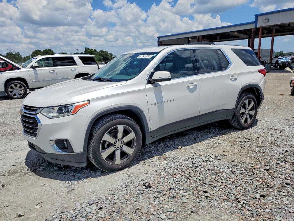 CHEVROLET TRAVERSE 2018 with VIN 1GNERHKW9JJ276112 - Photo from auction