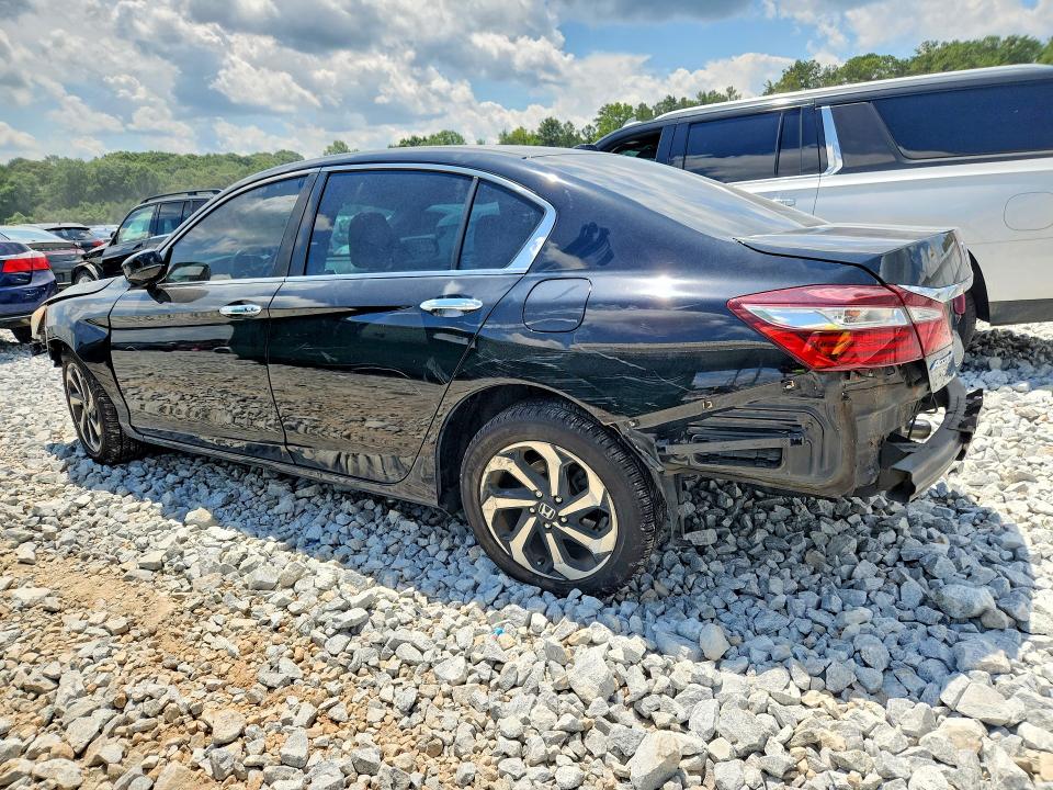 Photo 2 from auction – 2017 HONDA ACCORD with VIN 1HGCR2F72HA123535