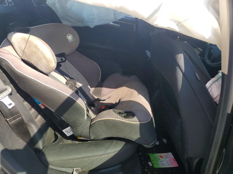 Photo 10 from auction – 2017 FORD FUSION with VIN 3FA6P0LU7HR319045