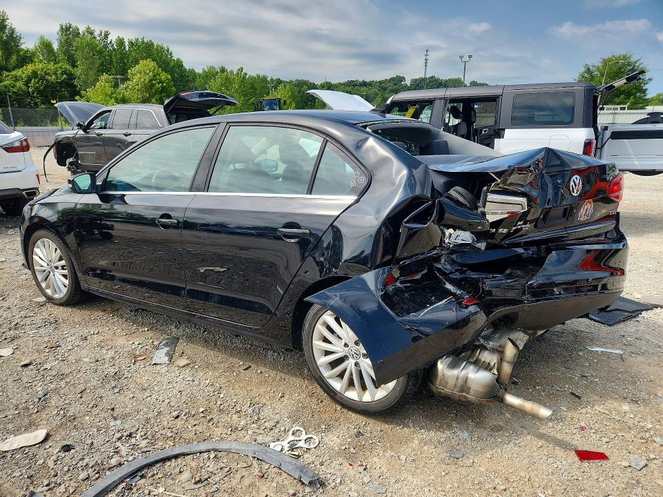 Photo 2 from auction – 2015 VOLKSWAGEN JETTA with VIN 3VWD17AJXFM357610