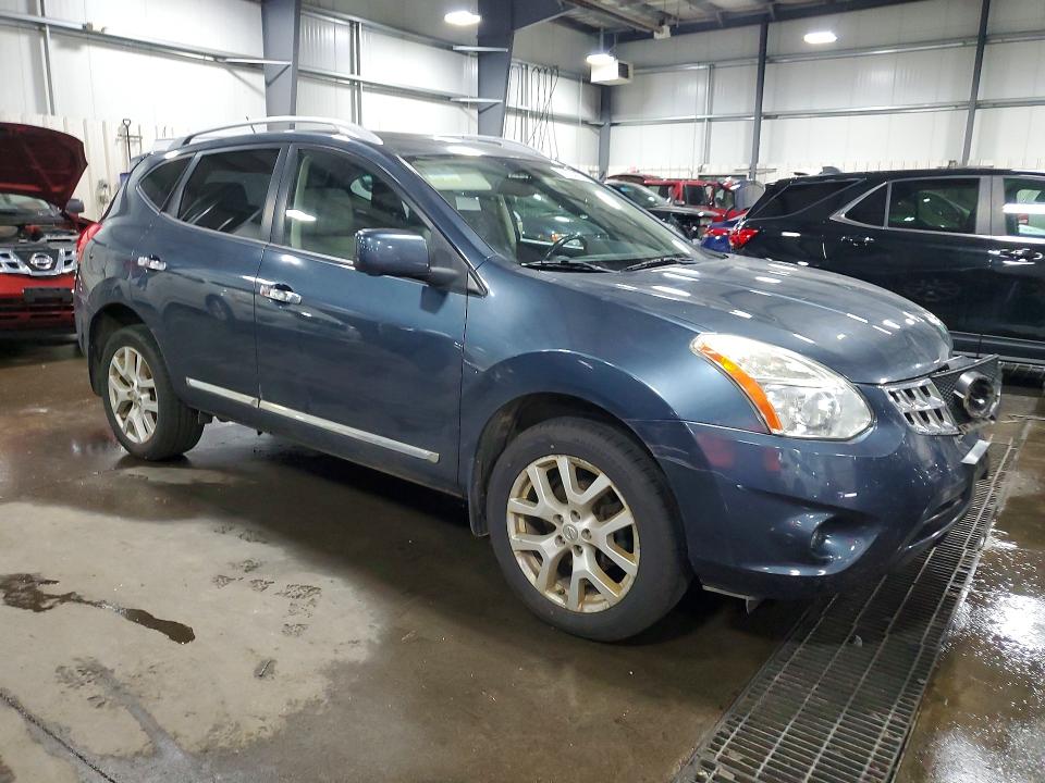 Photo 4 from auction – 2012 NISSAN ROGUE with VIN JN8AS5MV5CW358394